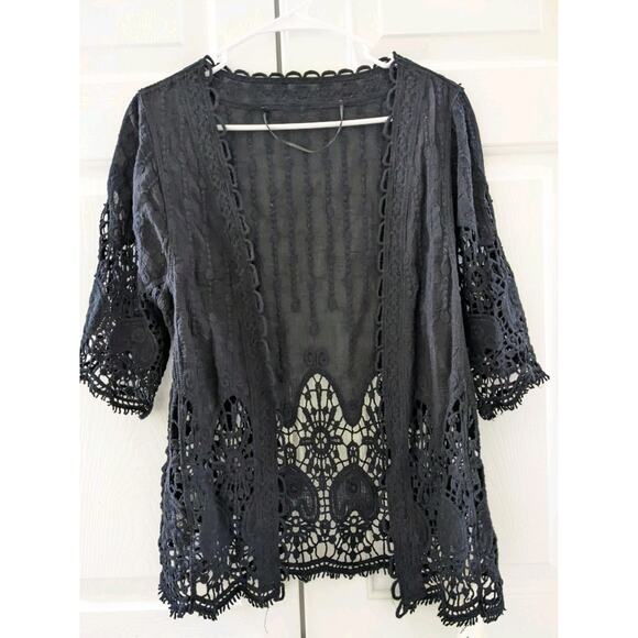 New Vince Camuto ONE SIZE Crochet Lace Open Front Shrug Cardigan Heart Love - Picture 2 of 9